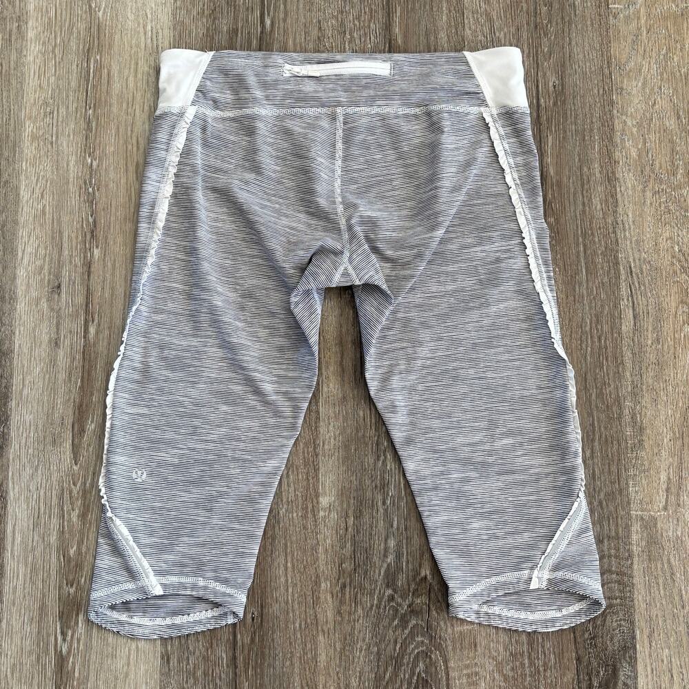 Lululemon Run: Fast And Free Crop Wee Are From Space White Combo - Size: 10 - Picture 4 of 11